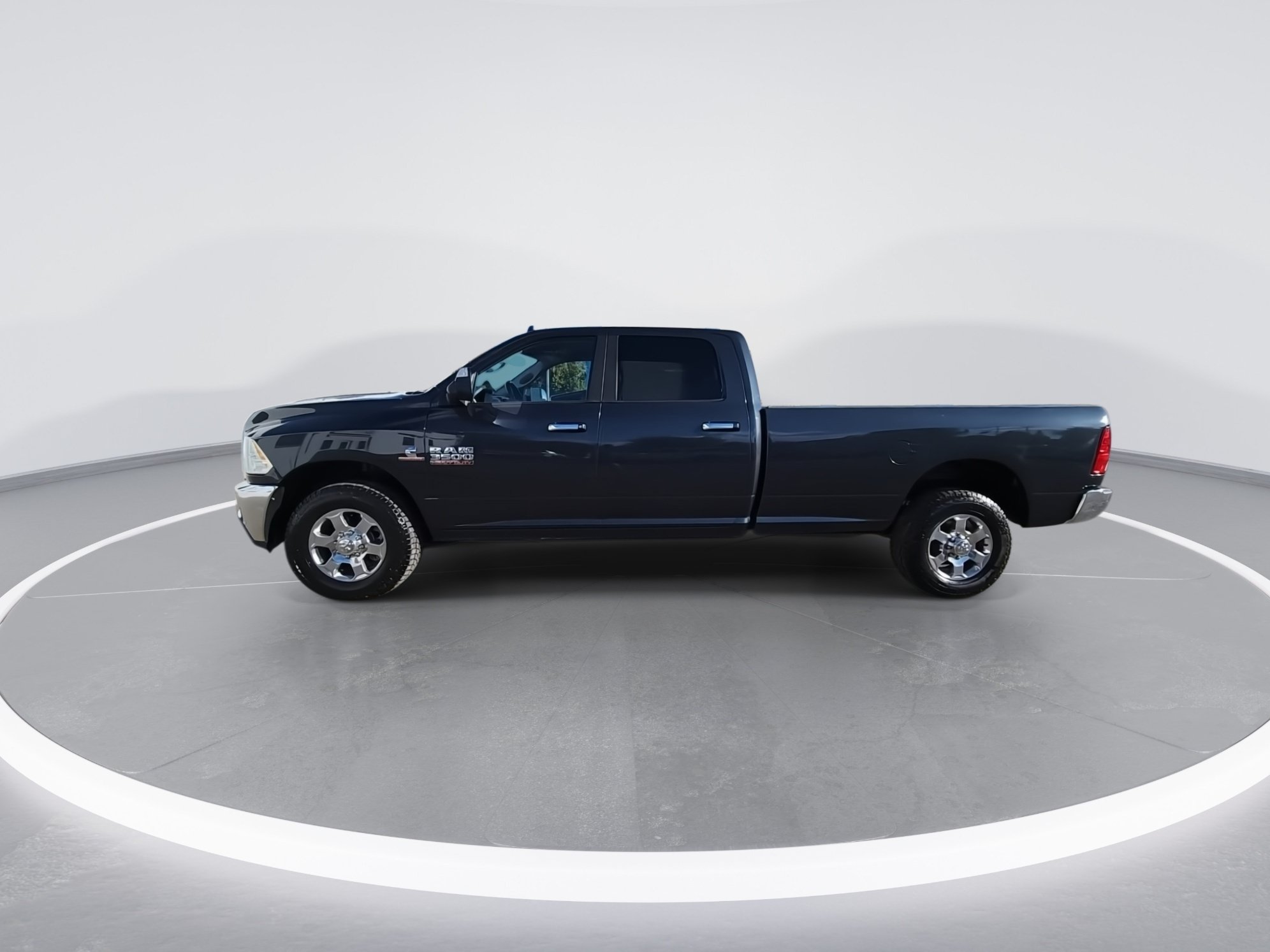 Used 2018 RAM 3500 Big Horn RWD image 5