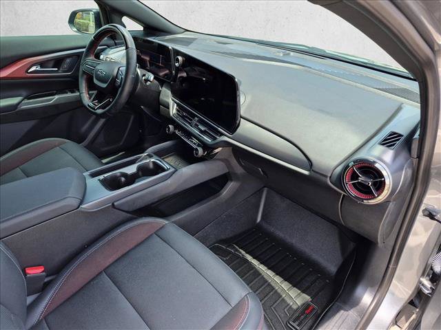 Used 2024 Chevrolet Equinox EV RS FWD image 22