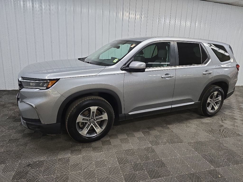 Used 2023 Honda Pilot EX-L image 6