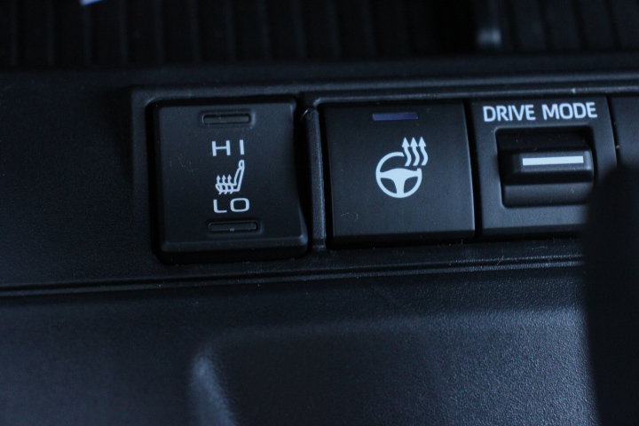Certified 2026 Toyota Corolla Cross AWD Hybrid w/ Convenience Package image 30