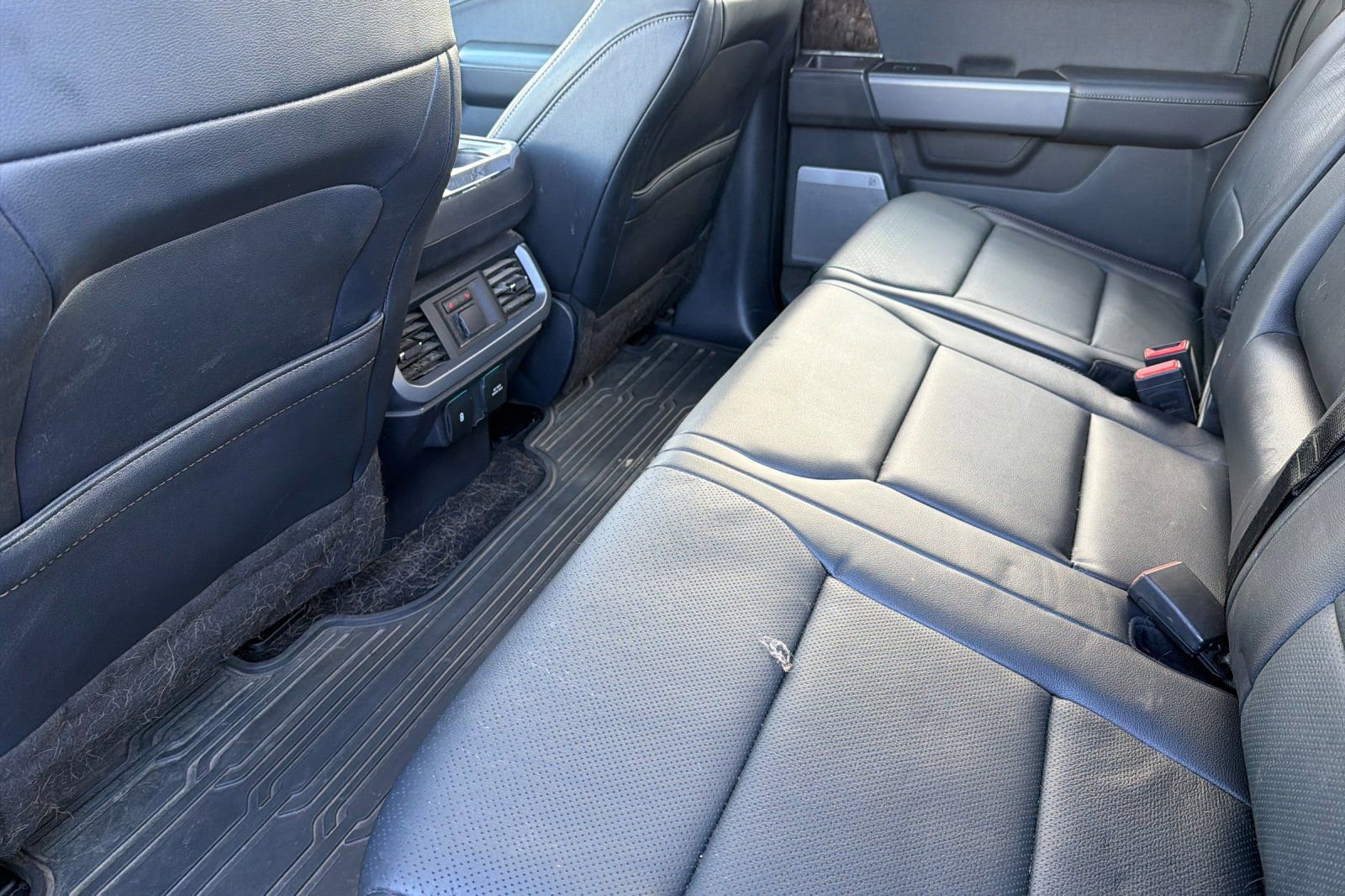 Used 2021 Ford F150 Lariat w/ Equipment Group 502A High image 8