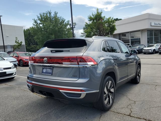 Certified 2024 Volkswagen Atlas Cross Sport SEL AWD/4WD image 4