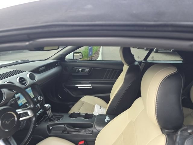 Used 2018 Ford Mustang Premium RWD image 8