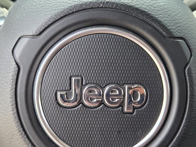Used 2020 Jeep Wrangler Unlimited Sahara AWD/4WD image 29
