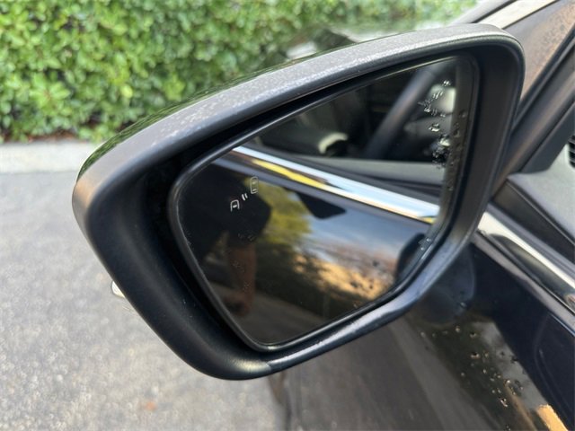 Used 2022 Mitsubishi Eclipse Cross SE image 30