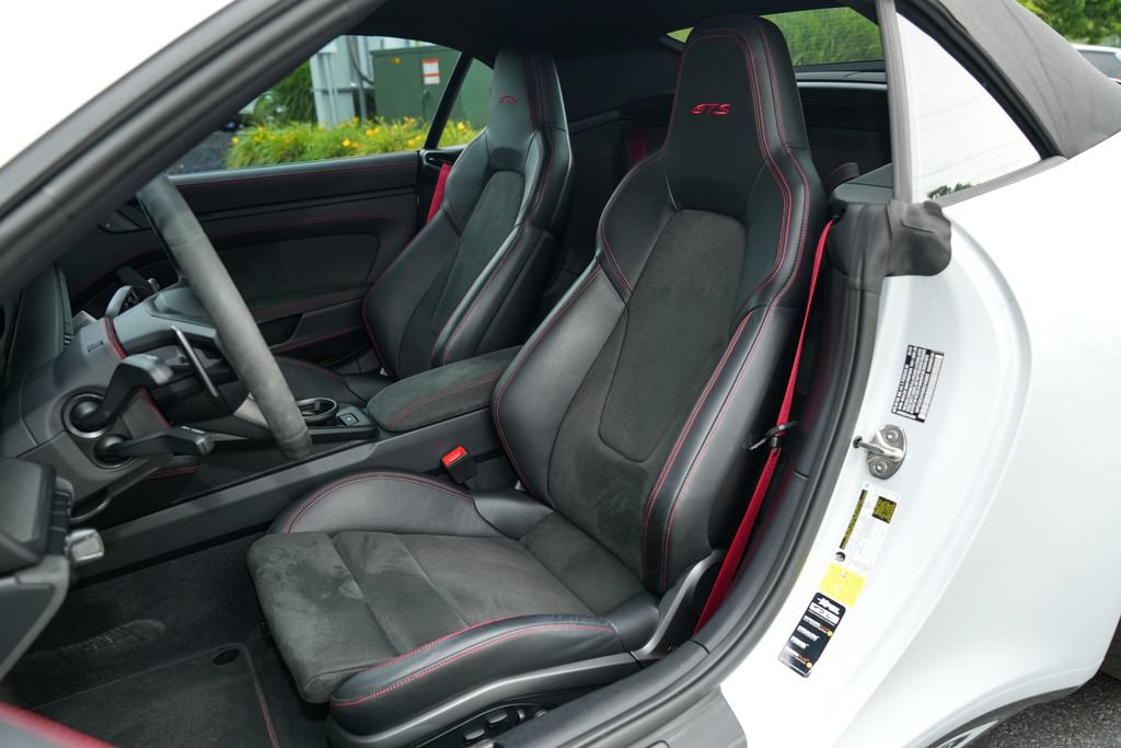 Certified 2024 Porsche 911 Carrera 4 GTS AWD/4WD image 5