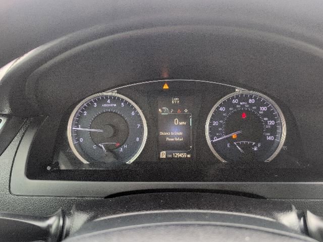 Used 2015 Toyota Camry LE w/ Moonroof Package FWD image 15