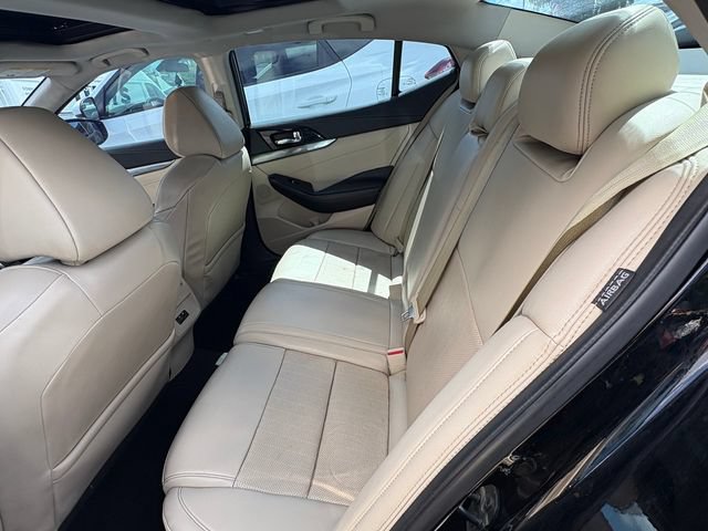 Used 2020 Nissan Maxima 3.5 SL w/ Floor Mat Group FWD image 11