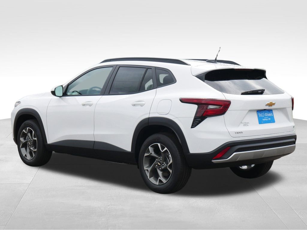 New 2026 Chevrolet Trax LT w/ Driver Confidence Package image 4