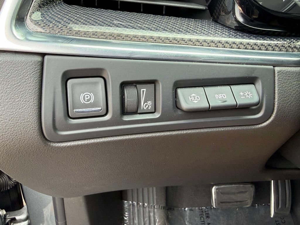 Used 2023 Cadillac XT5 Sportv w/ Technology Package AWD/4WD image 30