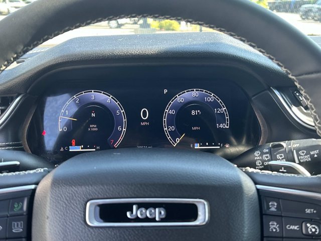 Used 2023 Jeep Grand Cherokee L Altitude AWD/4WD image 25