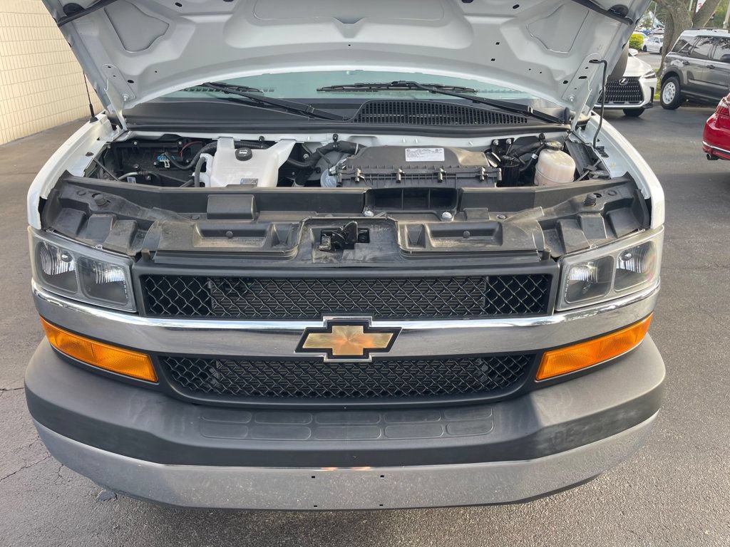 Used 2025 Chevrolet Express 2500 w/ Driver Convenience Package RWD image 21