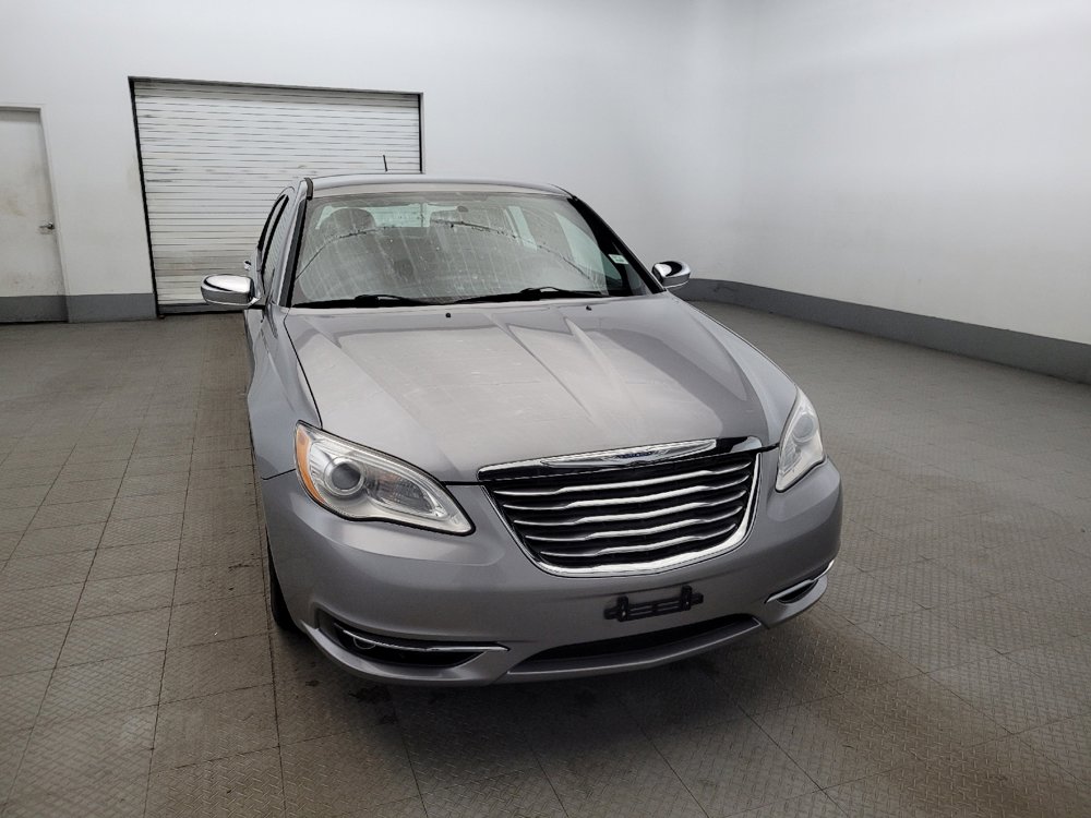 Used 2014 Chrysler 200 Limited image 14