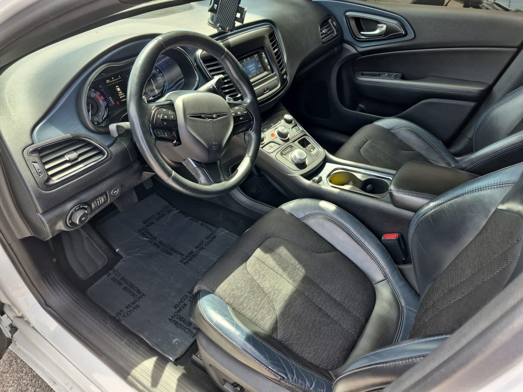 Used 2016 Chrysler 200 S w/ Comfort Group image 11