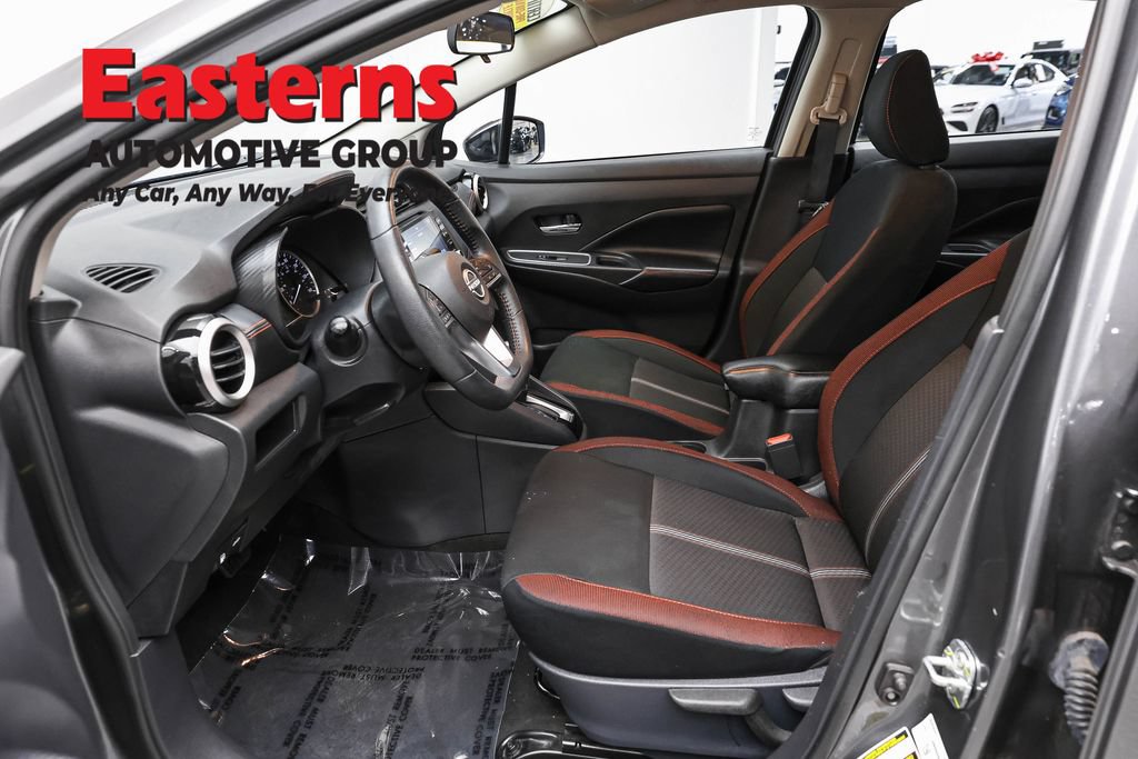 Used 2024 Nissan Versa SR FWD image 14