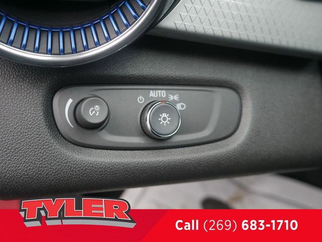 New 2026 Chevrolet Trax LT w/ Driver Confidence Package FWD image 23