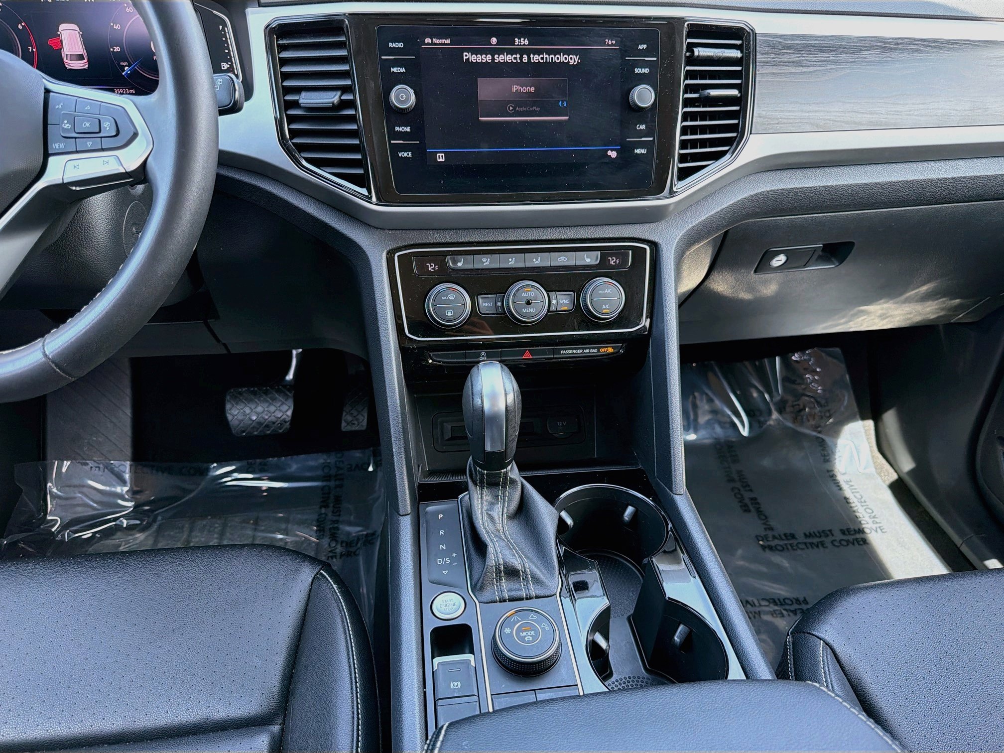 Used 2023 Volkswagen Atlas SE AWD/4WD image 18