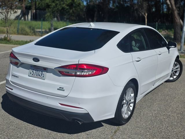 Used 2020 Ford Fusion SE image 10
