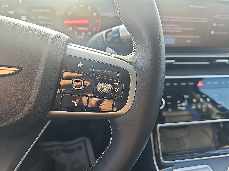 Used 2025 Genesis GV80 2.5T Standard image 23