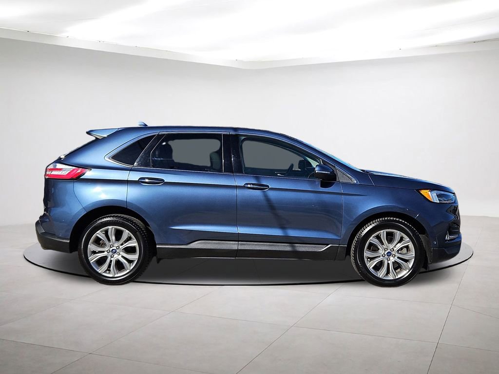 Used 2019 Ford Edge Titanium w/ Equipment Group 301A image 8