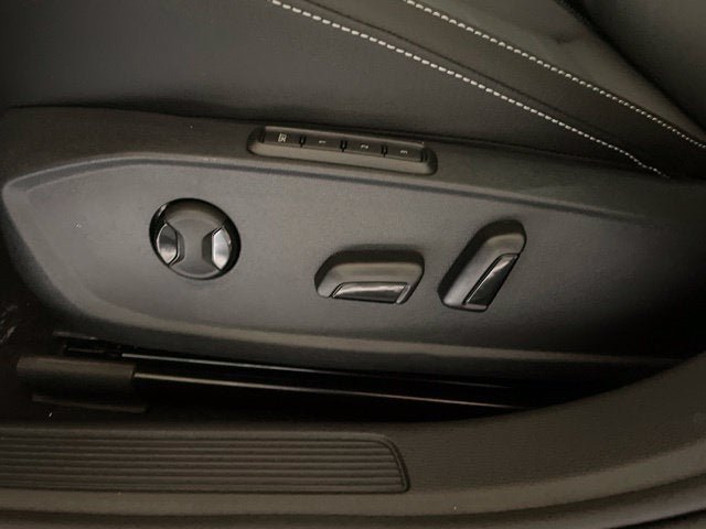New 2027 Volkswagen Jetta SEL FWD image 15