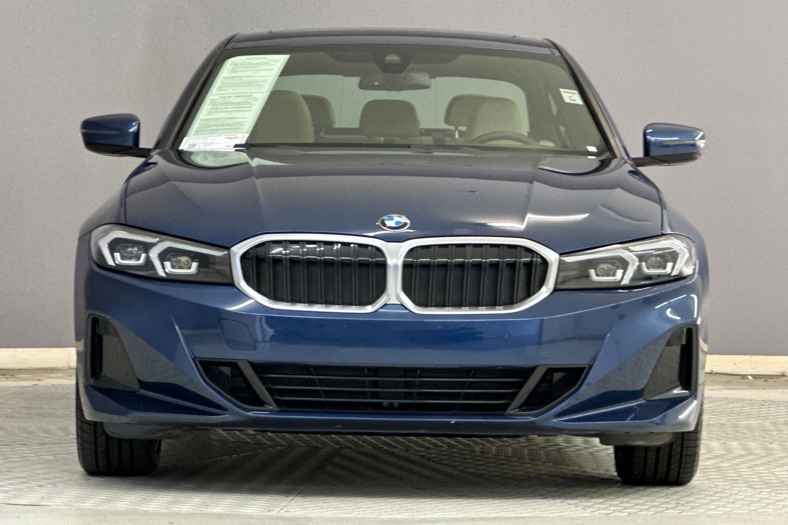 Certified 2023 BMW 330i Sedan w/ Premium Package image 5
