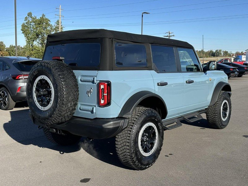 Used 2023 Ford Bronco Badlands w/ Sasquatch Package image 3