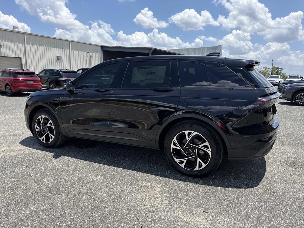 New 2026 Lincoln Nautilus Premier w/ Equipment Group 102A AWD/4WD image 5