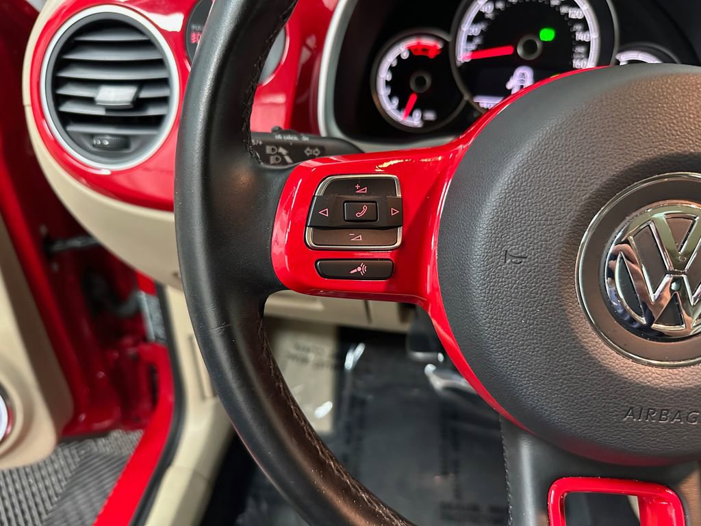 Used 2019 Volkswagen Beetle 2.0T SE FWD image 15