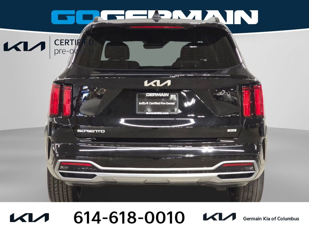 Certified 2023 Kia Sorento SX image 9