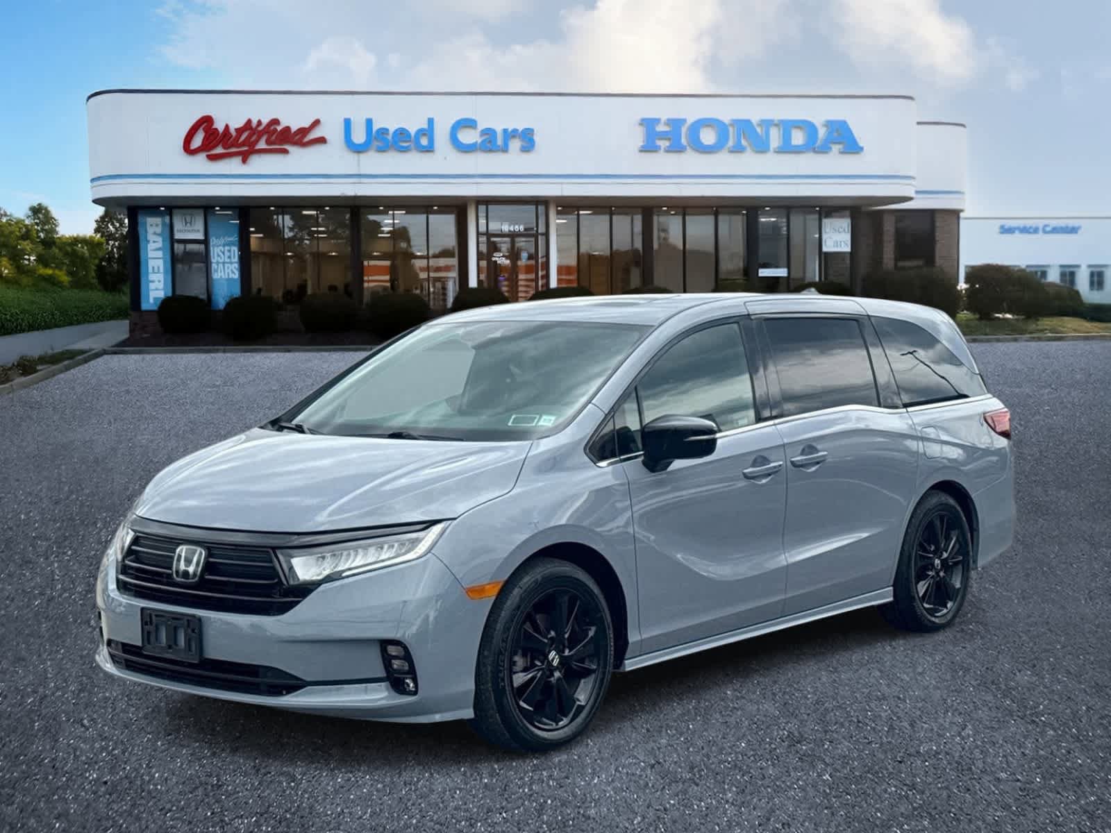 Used 2024 Honda Odyssey Sport