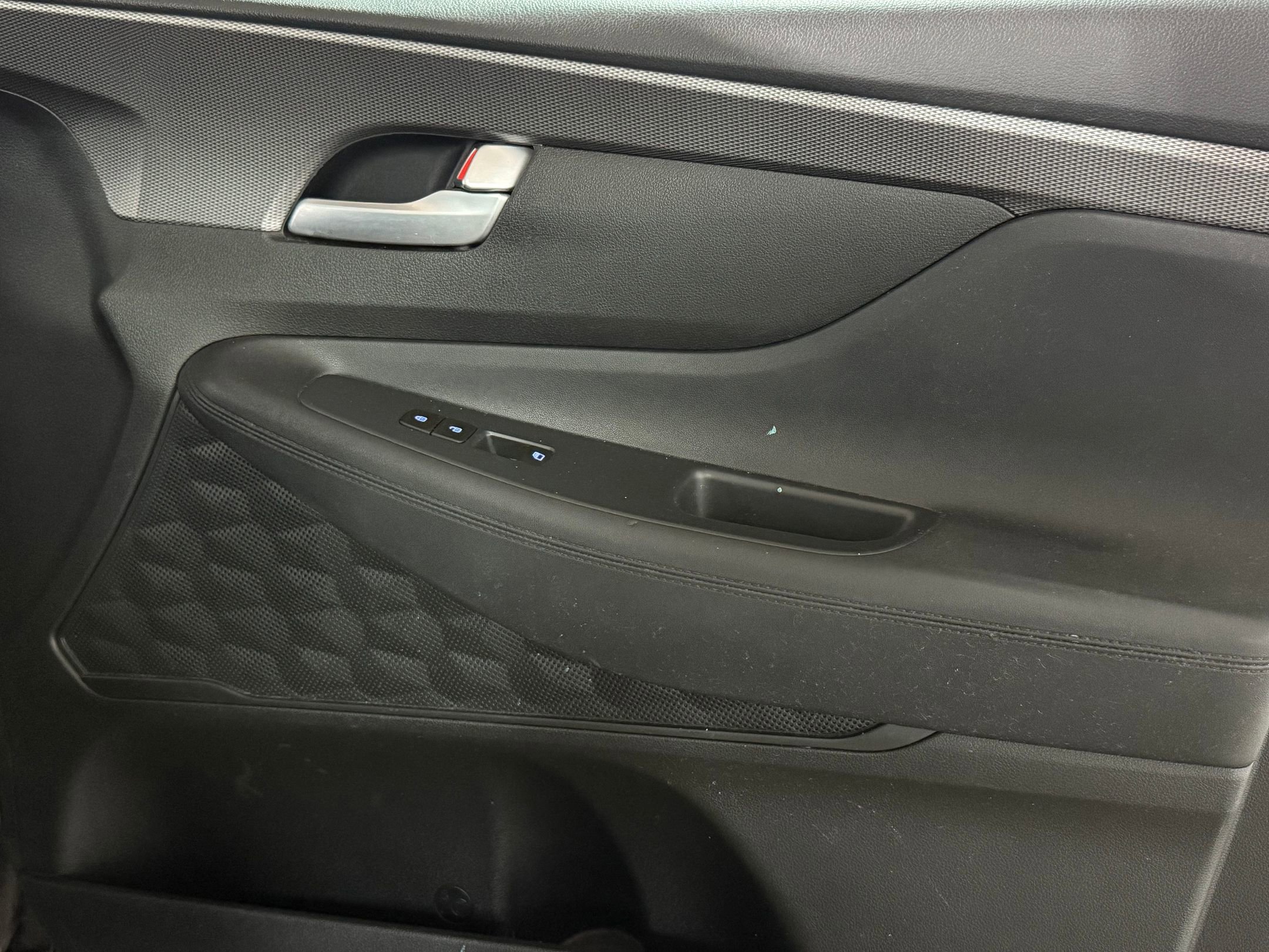 Used 2019 Hyundai Santa Fe SE image 37