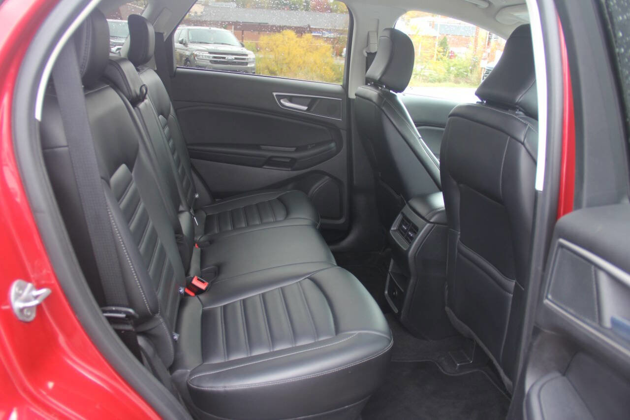 Certified 2024 Ford Edge SEL image 13