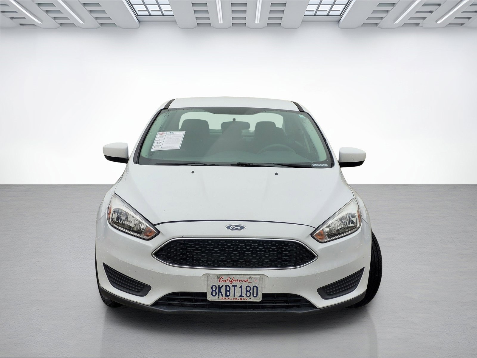 Used 2018 Ford Focus SE image 2