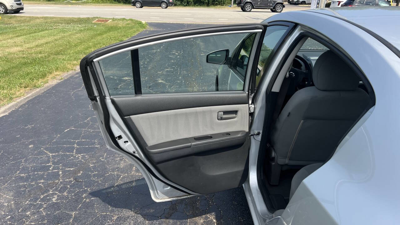 Used 2011 Nissan Sentra 2.0 image 26