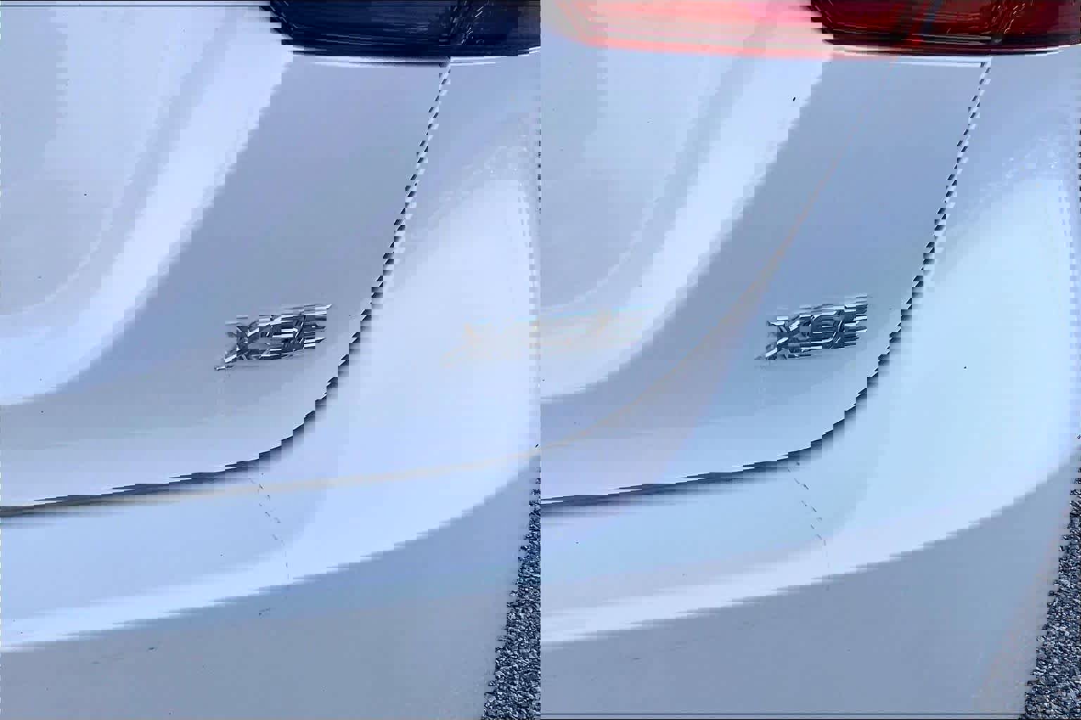 Used 2020 Toyota Camry XSE image 10