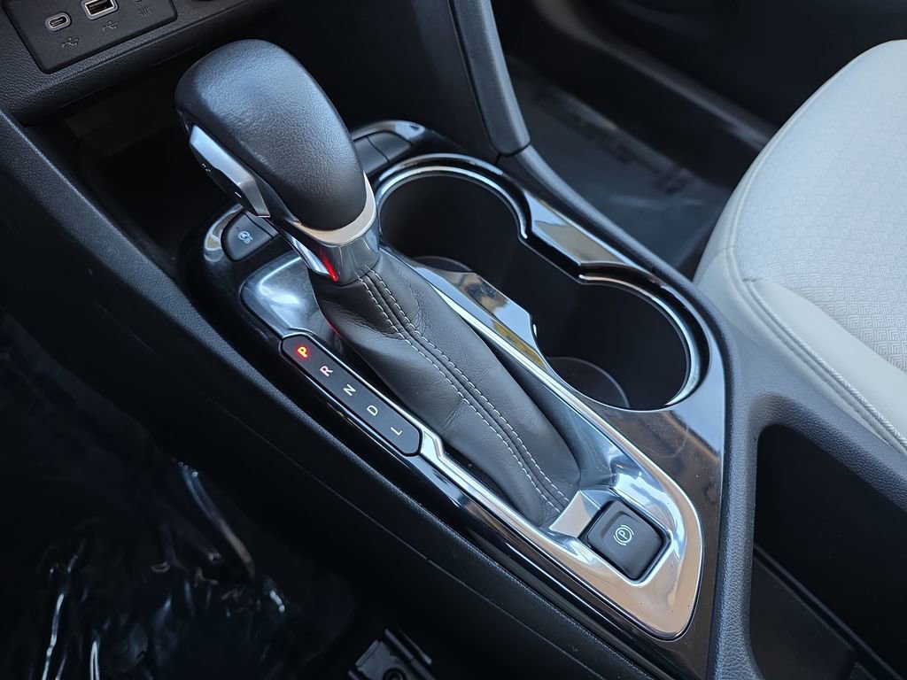 Used 2023 Buick Encore GX Preferred w/ Cold Weather Comfort Package image 21