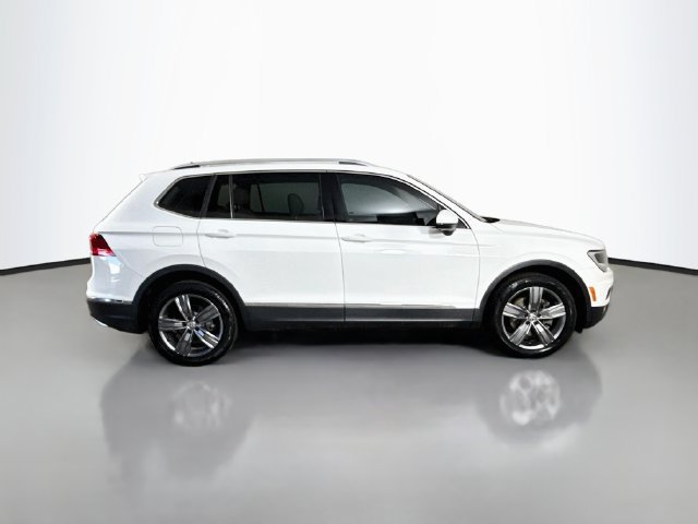 Used 2021 Volkswagen Tiguan SEL FWD image 11