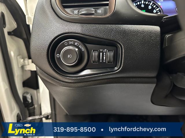 Used 2023 Jeep Renegade Latitude image 17