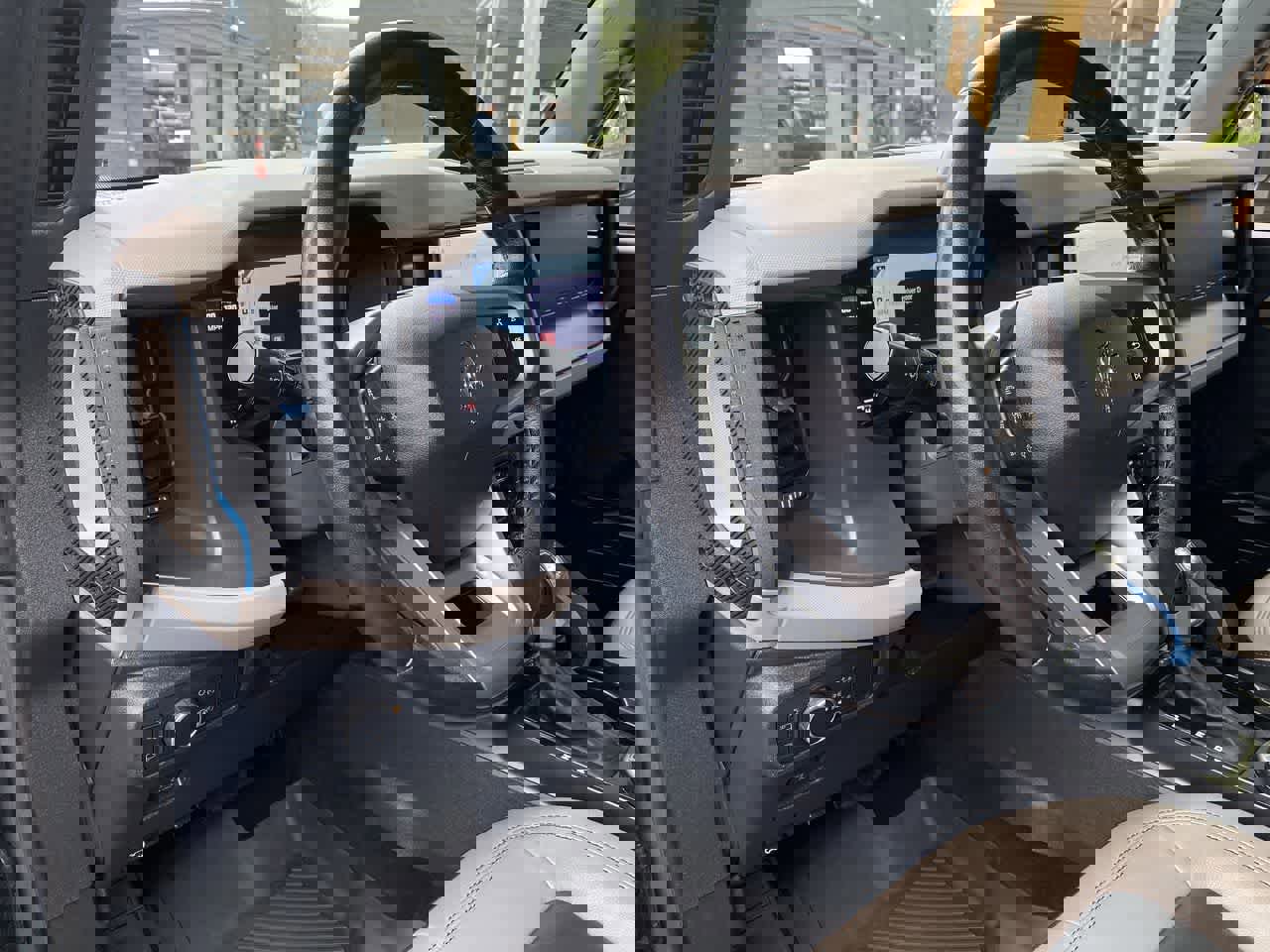 Used 2022 Ford Bronco Wildtrak AWD/4WD image 2