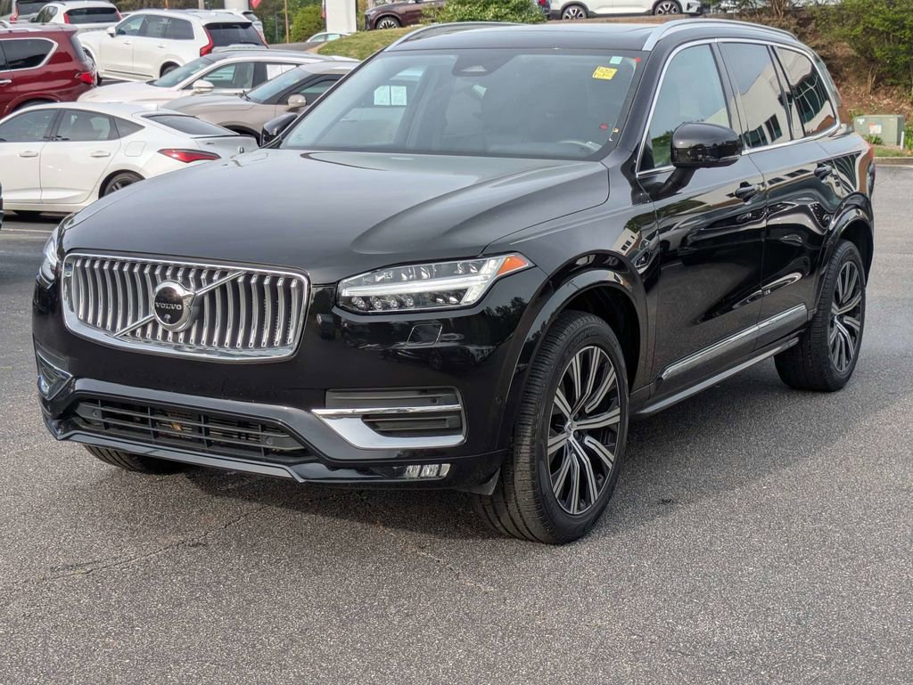 Certified 2023 Volvo XC90 B5 Plus w/ Protection Package Premier AWD/4WD image 2