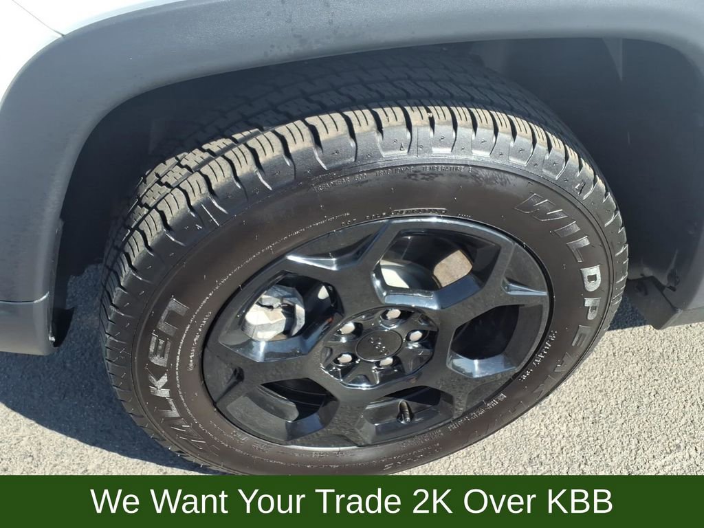 Used 2023 Jeep Compass Trailhawk w/ Trailhawk Elite Group AWD/4WD image 25