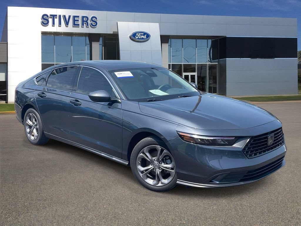 Used 2024 Honda Accord EX image 1