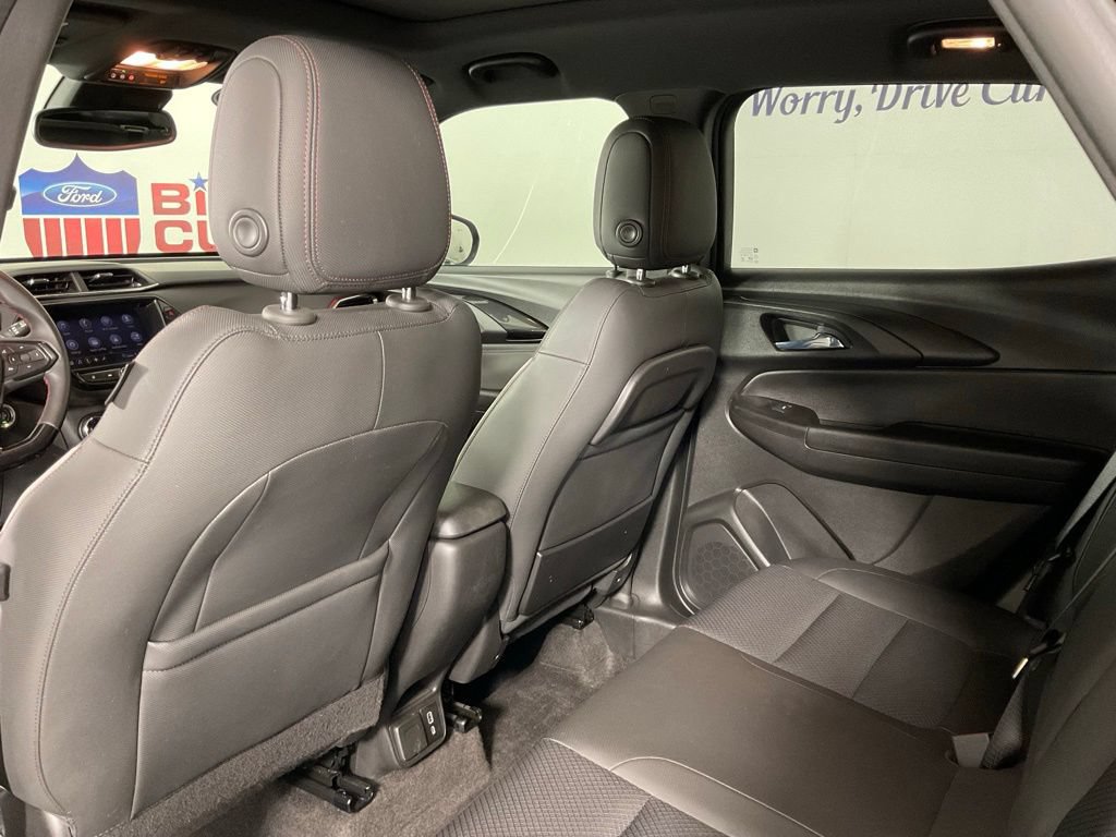Used 2021 Chevrolet TrailBlazer RS w/ Sun and Liftgate Package FWD image 15