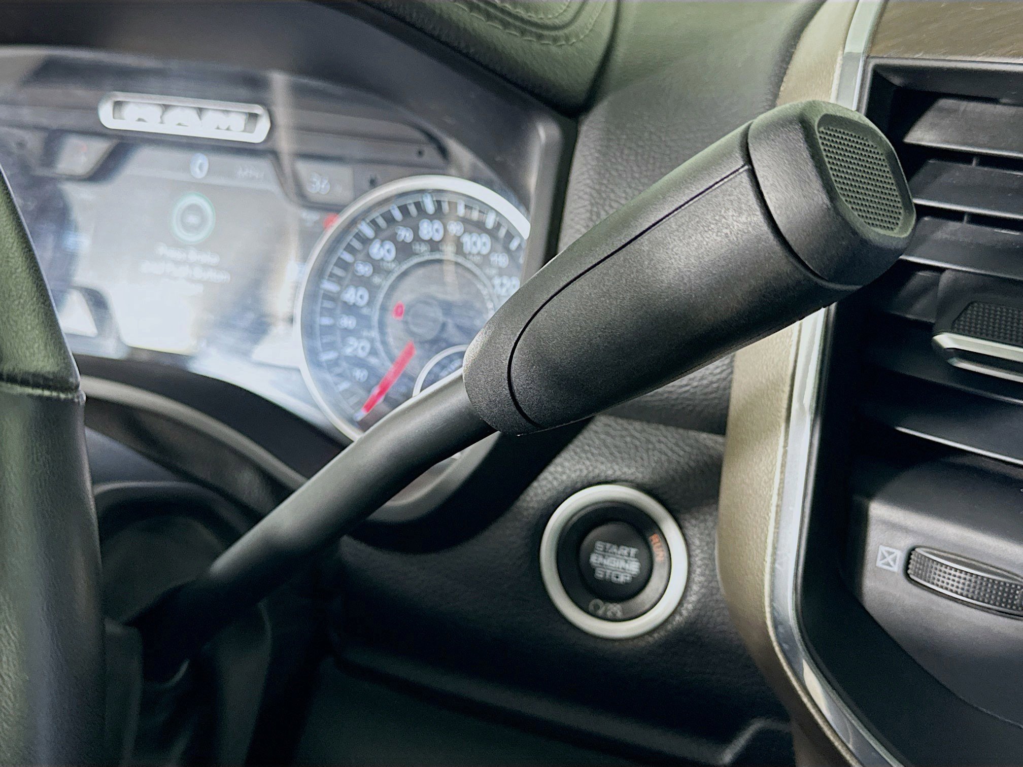 Used 2024 RAM 2500 Laramie image 25