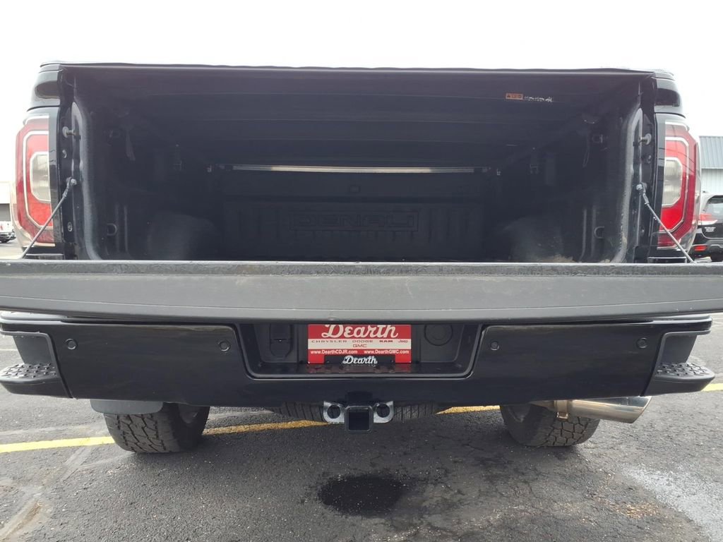 Used 2017 GMC Sierra 1500 Denali w/ Denali Ultimate Package image 4