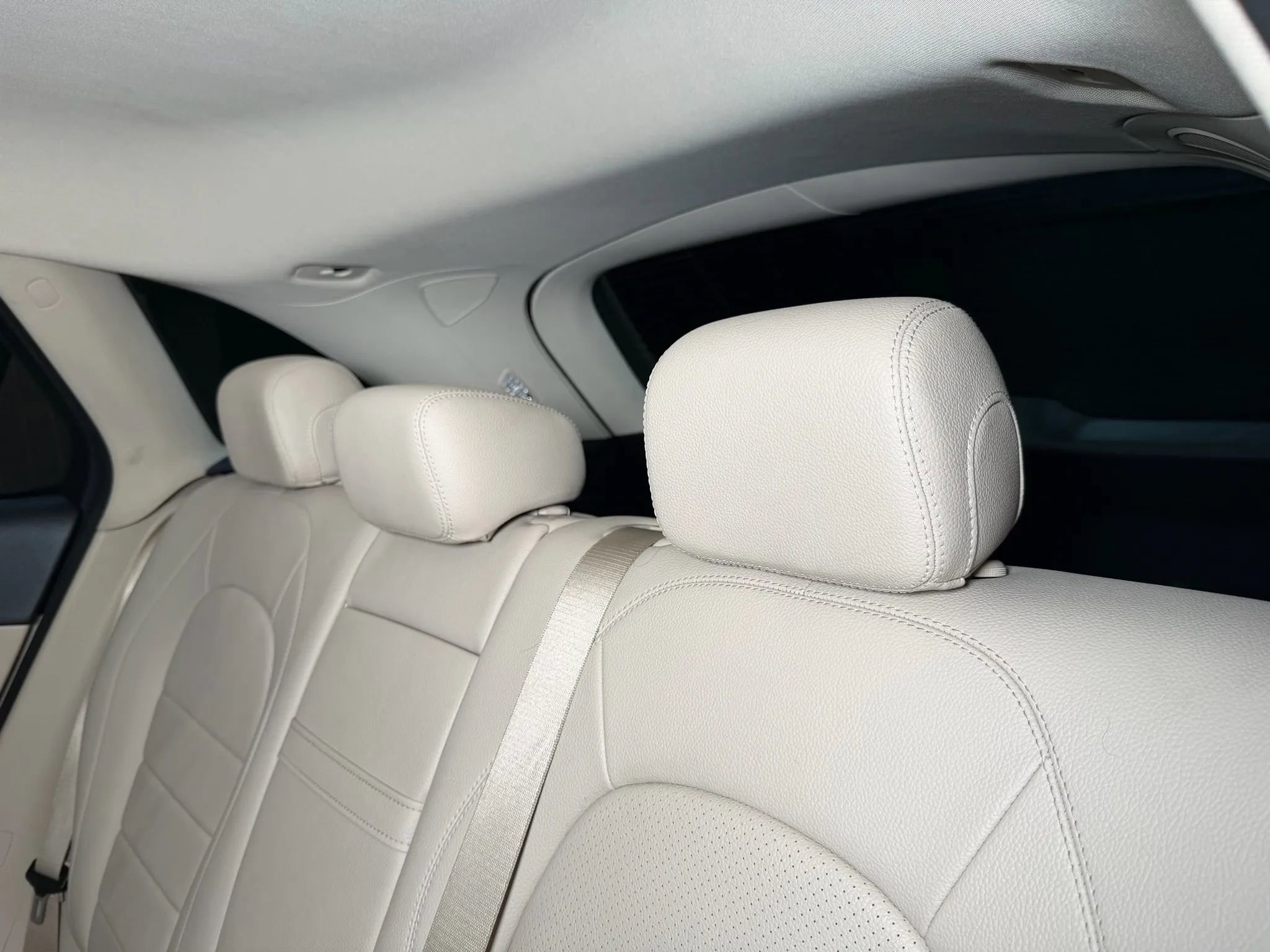 Used 2019 Mercedes-Benz GLC 300 image 22