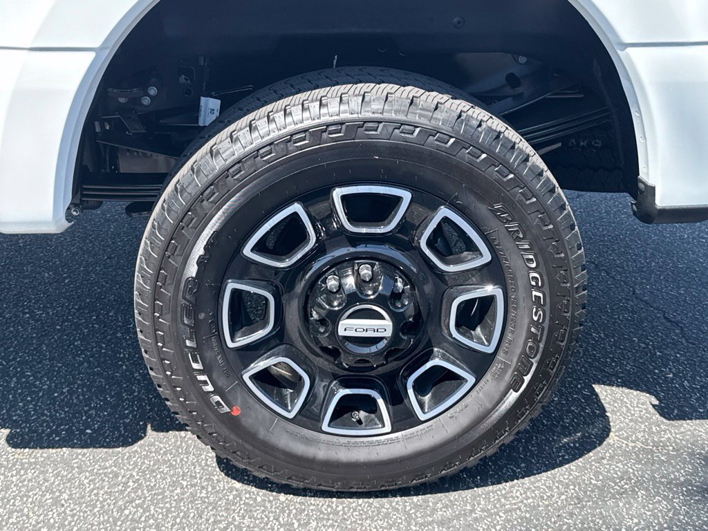 New 2026 Ford F350 Platinum AWD/4WD image 19
