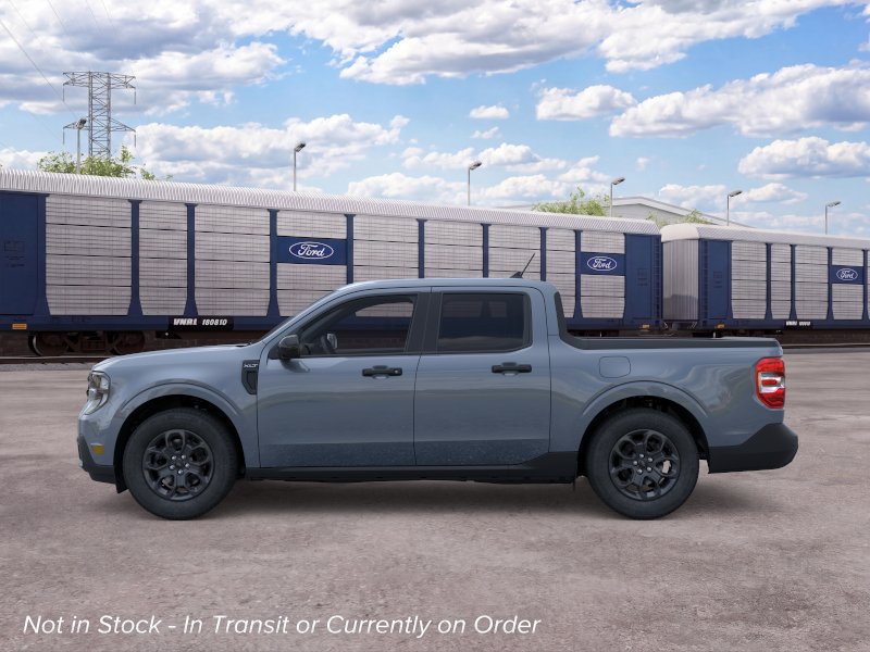 New 2026 Ford Maverick XLT w/ XLT Luxury Package FWD image 3