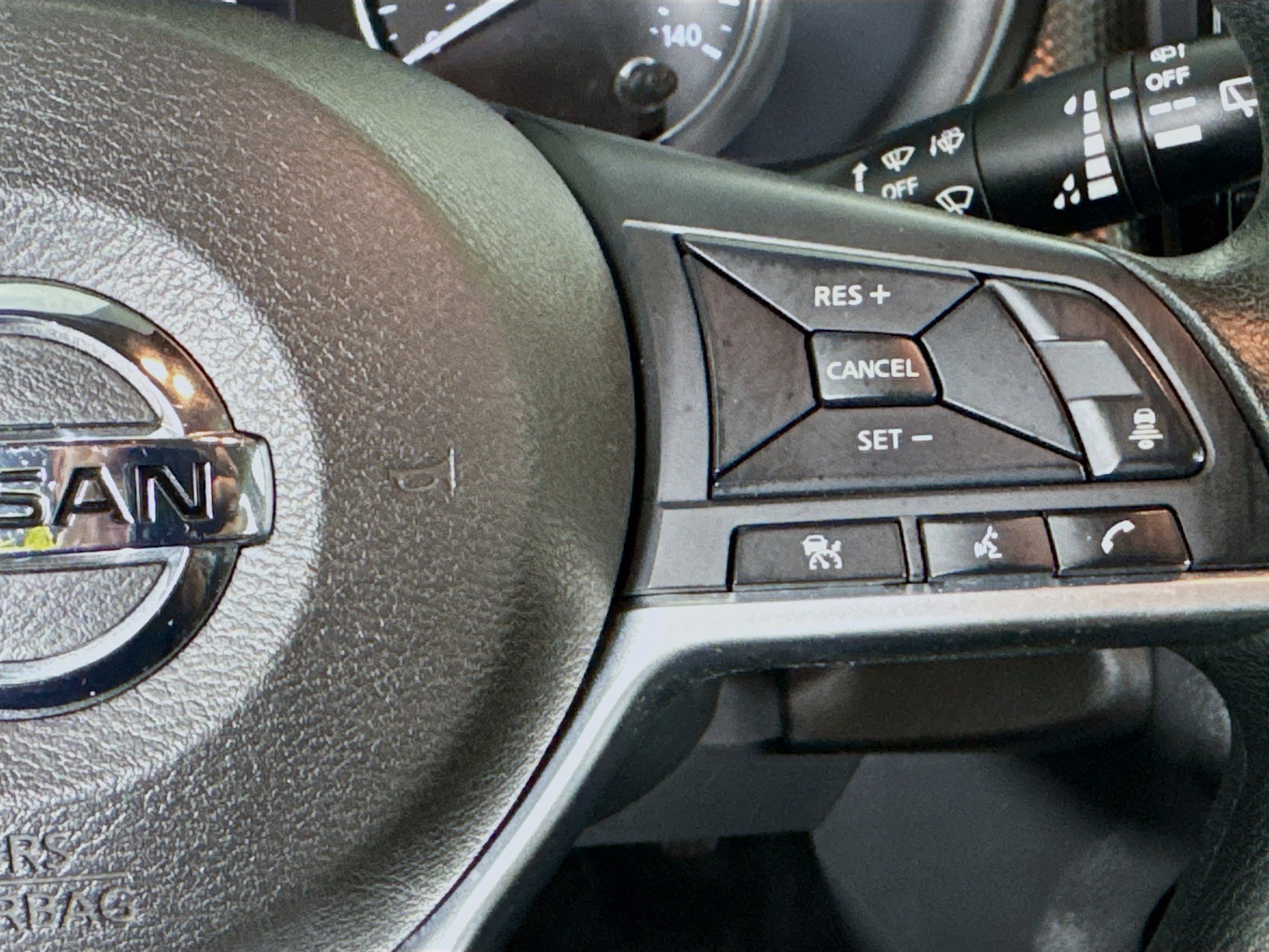 Used 2021 Nissan Kicks SV image 14